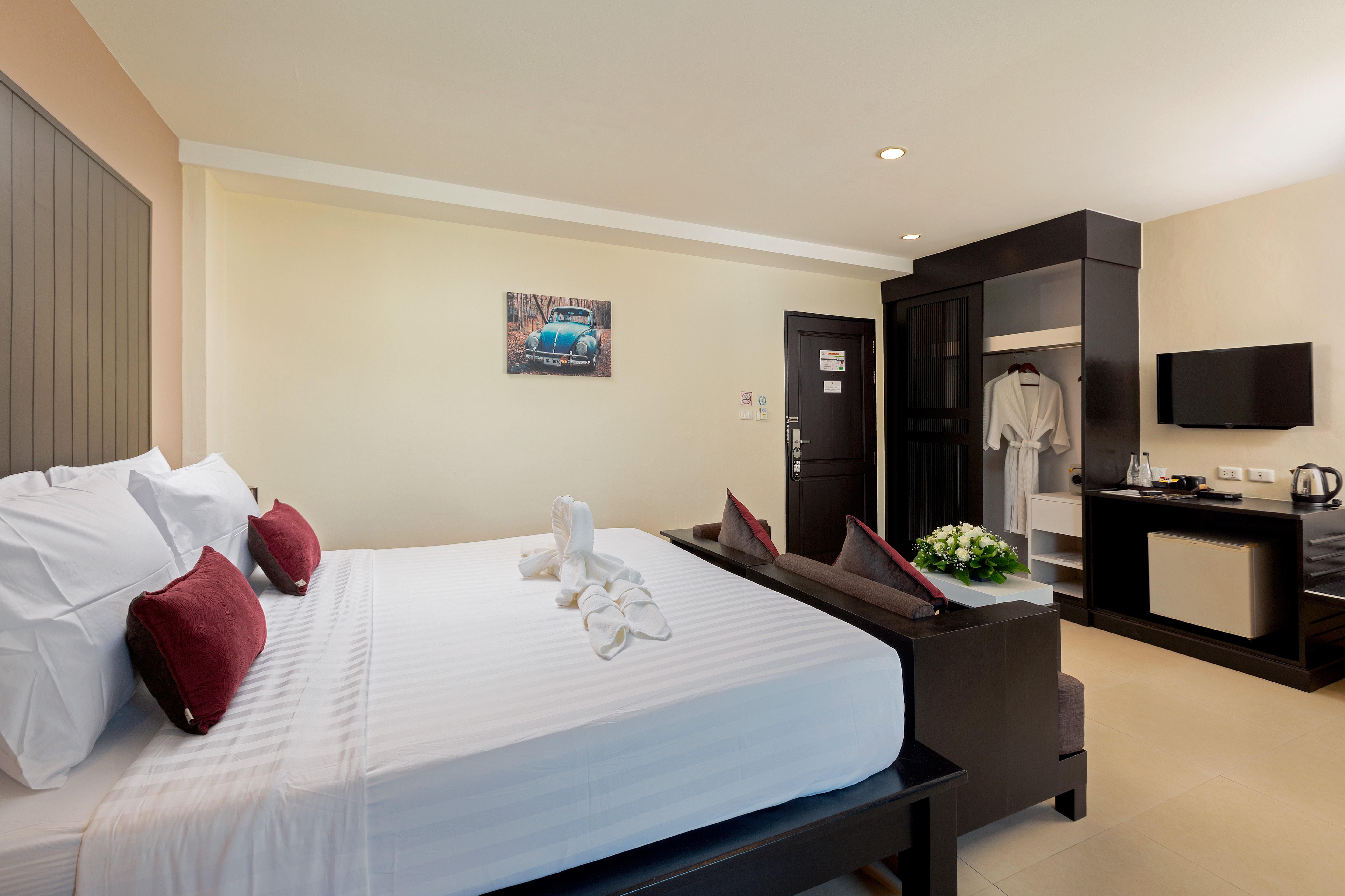 Baramee Resortel Patong Bagian luar foto