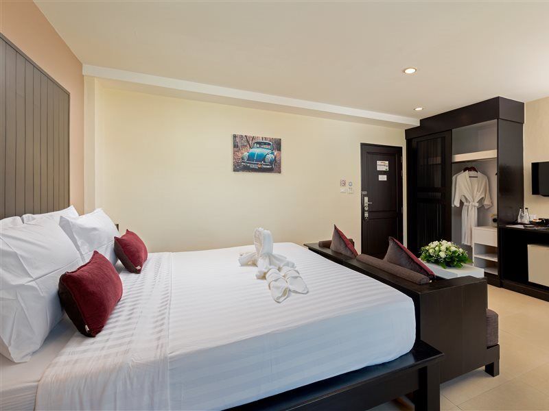 Baramee Resortel Patong Bagian luar foto